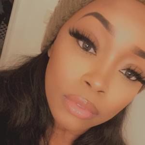 Meet your Posher, Brittni